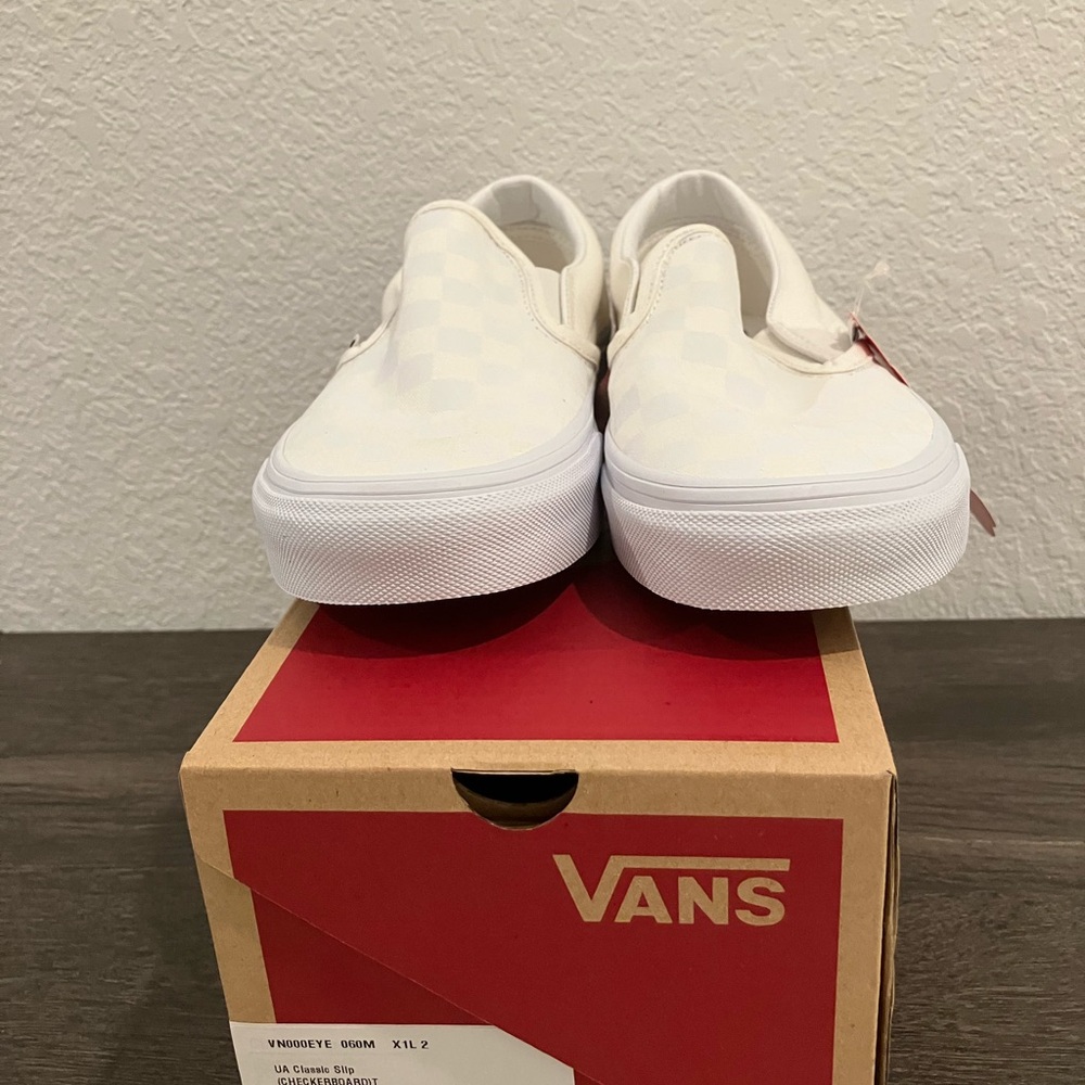 Brand New White Checkerboard Vans Men’s Size 6 Woman’s Size 7.5 Slip On